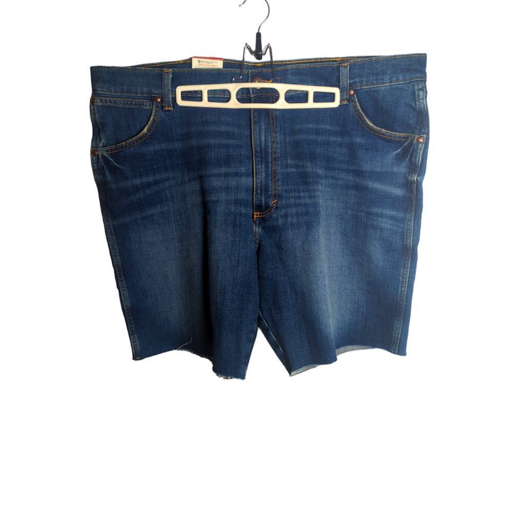 Wrangler Denim blue jeans cut off shorts Men's Size 42‎ Rodeo Festival Jorts